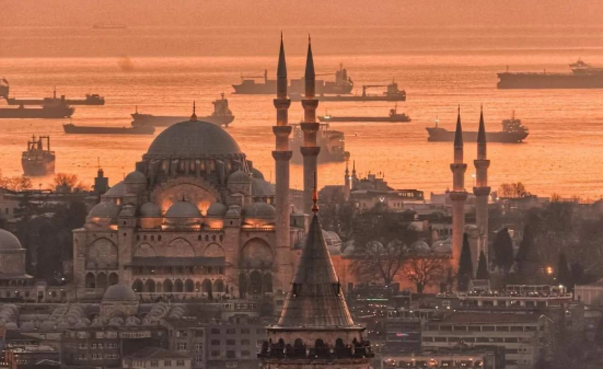 2026 Ramazan Bayramı'nın yaklaşmasıyla birlikte, il il bayram namazı saatleri merak ediliyor. 