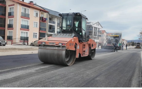 206. caddede asfaltlama çalışmaları yapıldı