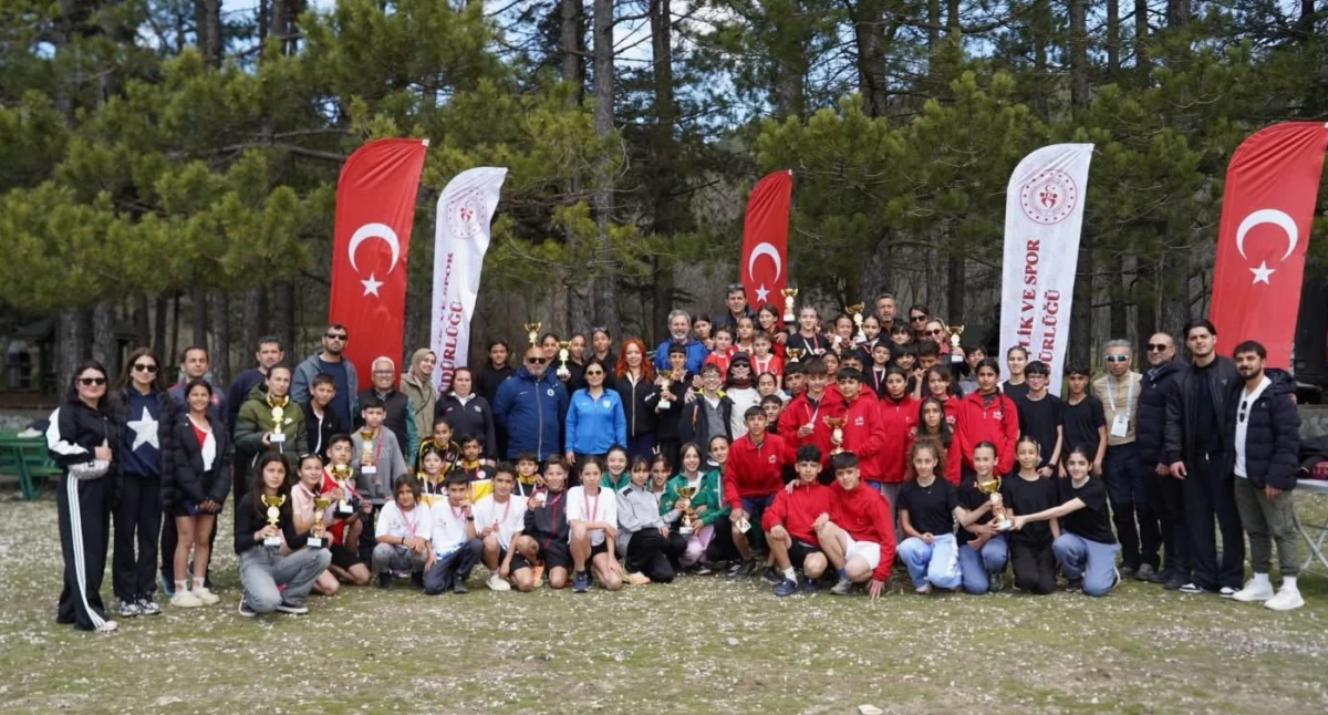 ANALİG Kros Heyecanı Isparta&rsquo;da Sona Erdi