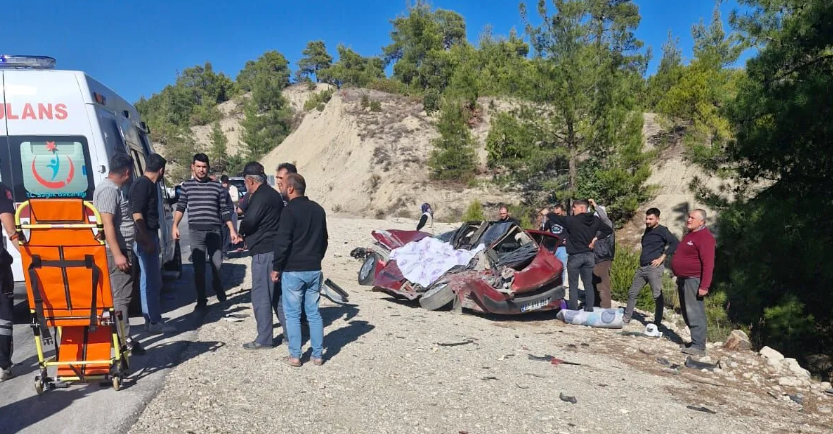 Antalya-Isparta Yolunda Trafik Kazası: 3 Ölü, 2 Yaralı