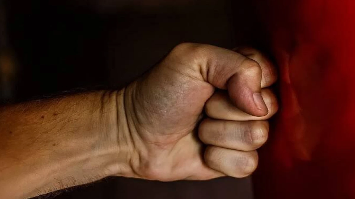 Babaannesini darbeden torun tutuklandı