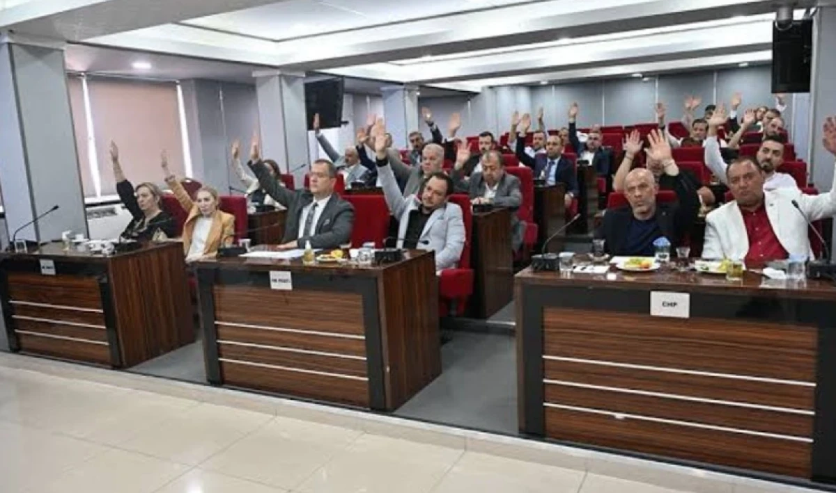 Basdeğirmen ile B&uuml;y&uuml;ktuncer birbirine girdi!