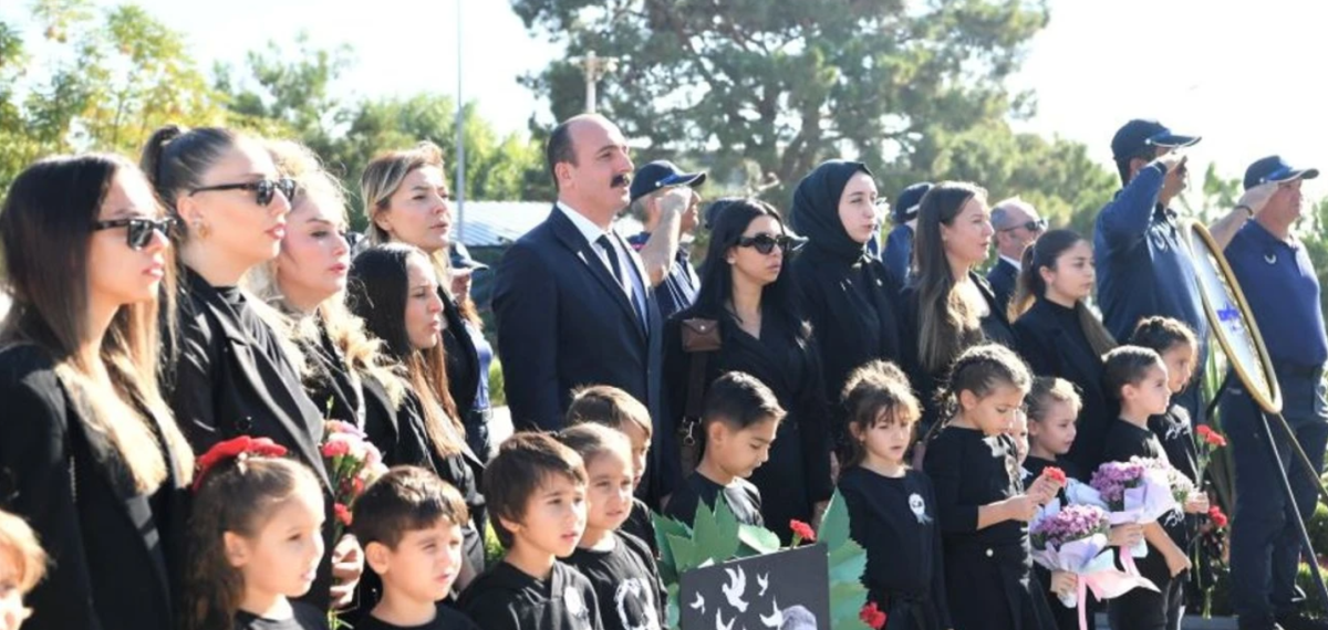 Başkan Cem Kotan, 10 Kasım'da Atatürk'ü çocuklarla andı