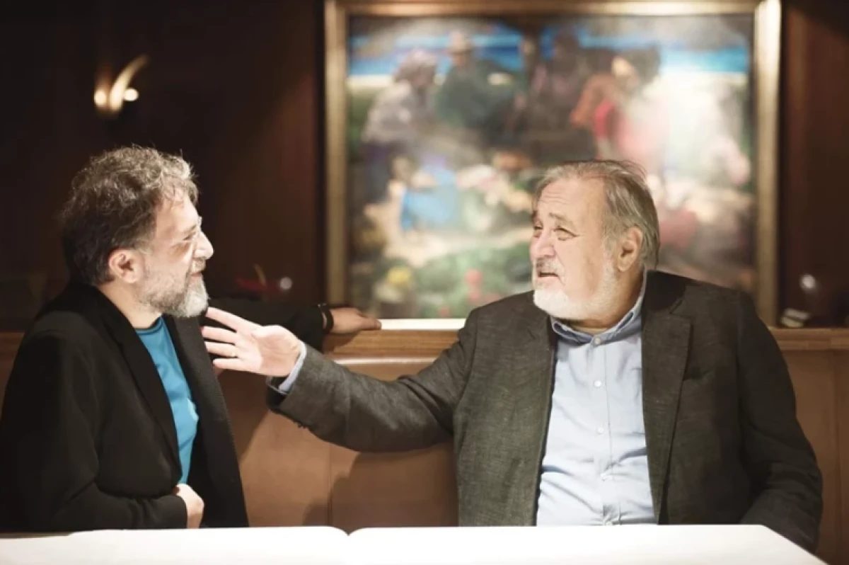 Benim g&ouml;z&uuml;mde İlber Hoca