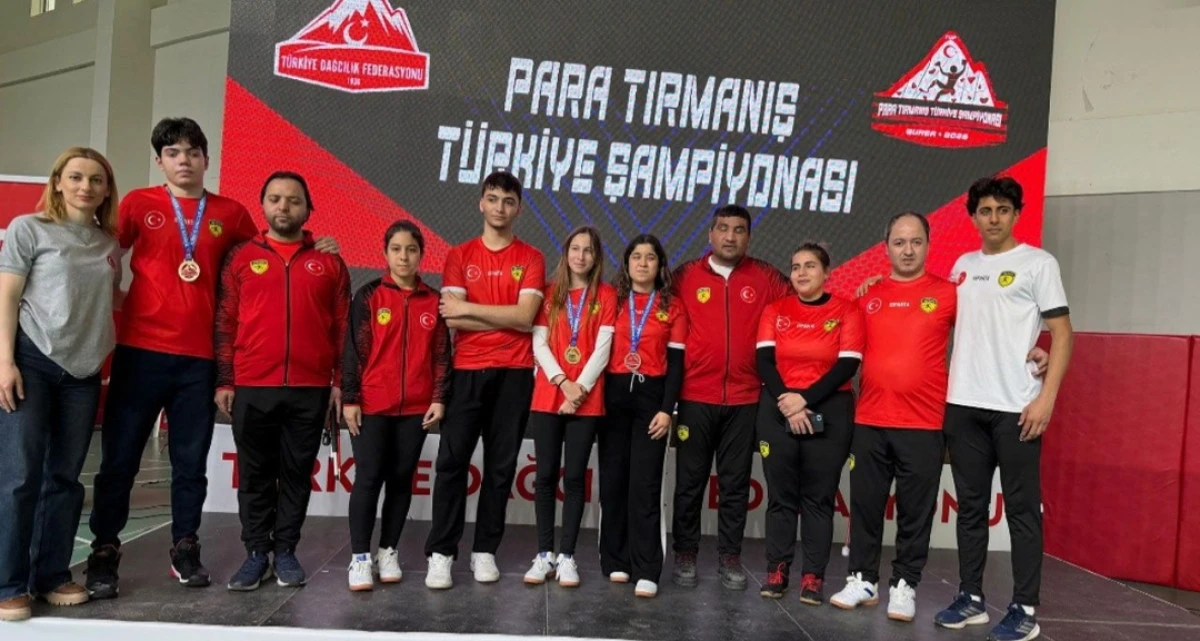 Bursa&rsquo;da Gururlandıran Başarı: Kul&uuml;p Sporcularından 3 Madalya! ?