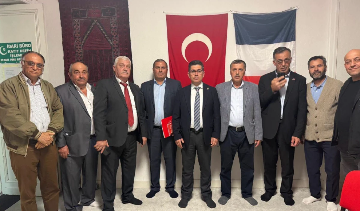 CHP Isparta Milletvekili Yalım Halıcı&rsquo;dan Fransa &Ccedil;ıkarması: Gurbet&ccedil;ilerle Bir Araya Geldi