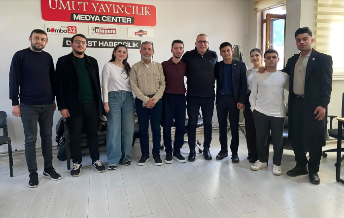 CHP Merkez İl&ccedil;e Gen&ccedil;lik Kolları'ndan Bomba 32&rsquo;ye ziyaret