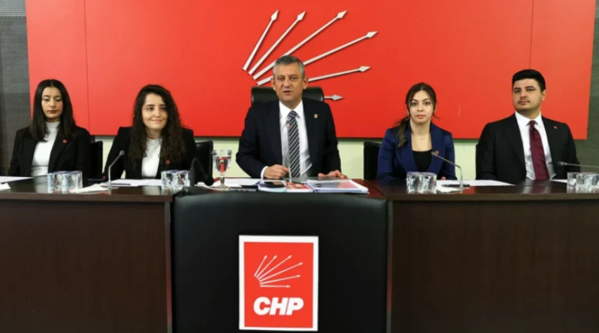 CHP'de yeni MYK belirlendi