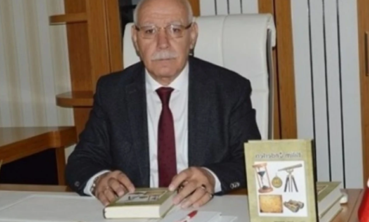 CUMHURİYET KAVRAMI ve M&Uuml;STENİD&Acirc;TINA D&Acirc;İR