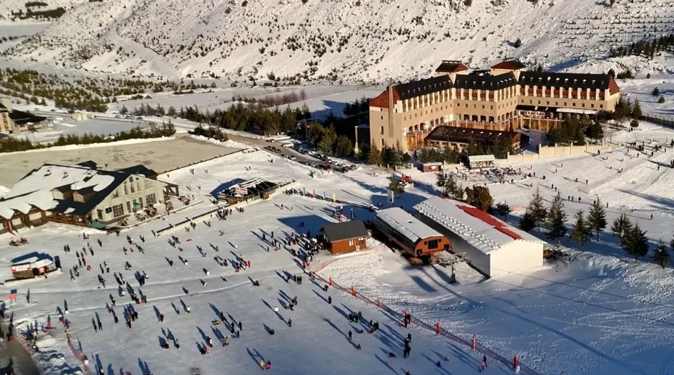 Davraz&rsquo;da Kar Kalınlığı 86 Santimetreye Ulaştı