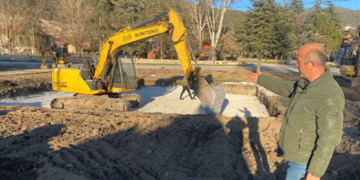 Depreme dayanıksız &ccedil;ıkmıştı İlk kazma vuruldu