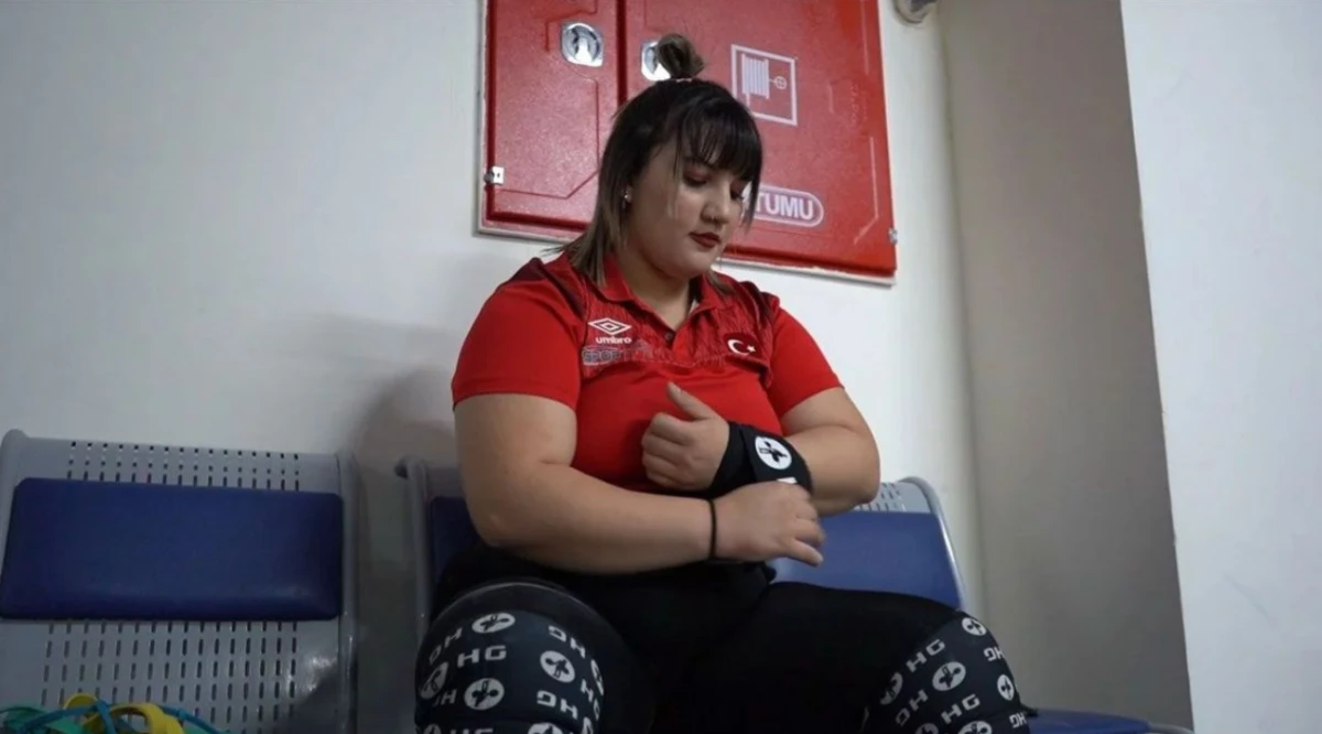 D&uuml;nya Şampiyonu Fatmag&uuml;l &Ccedil;evik Avrupa&rsquo;da Sahne Alıyor!