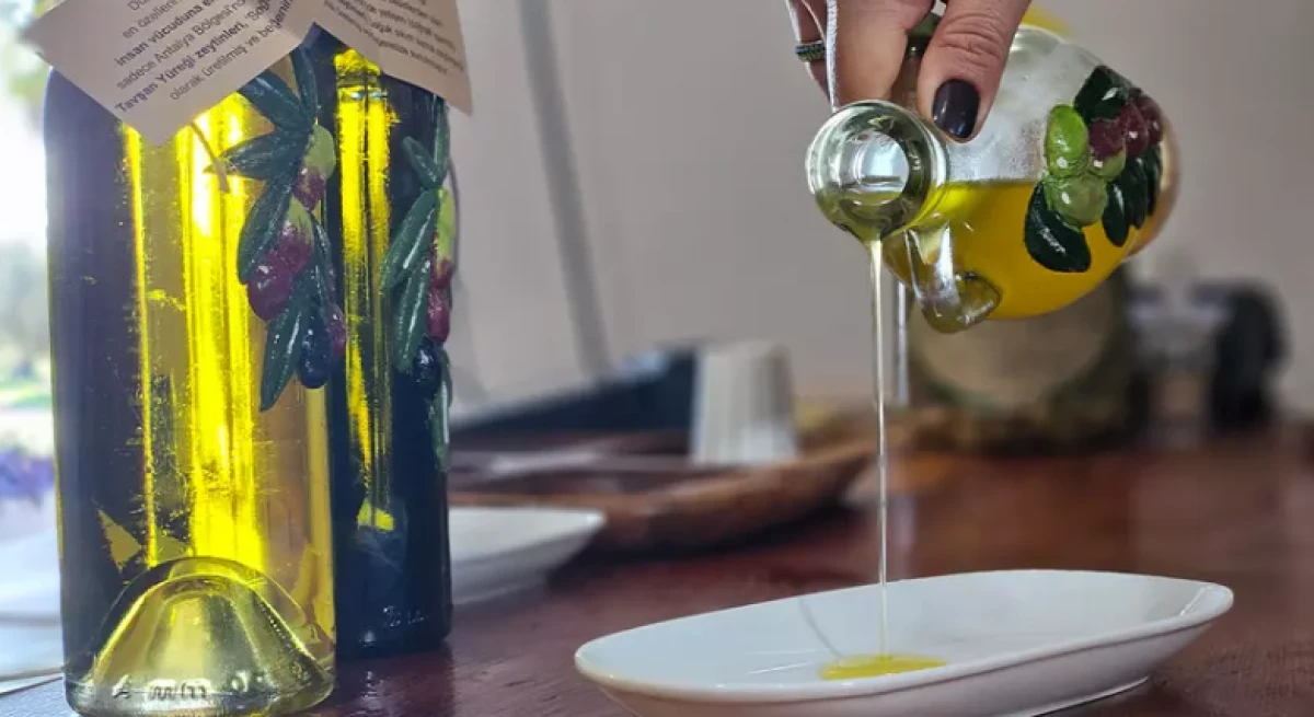 D&uuml;nyanın 'en sağlıklı zeytinyağı' se&ccedil;ildi: Kemoterapi kadar etkili!