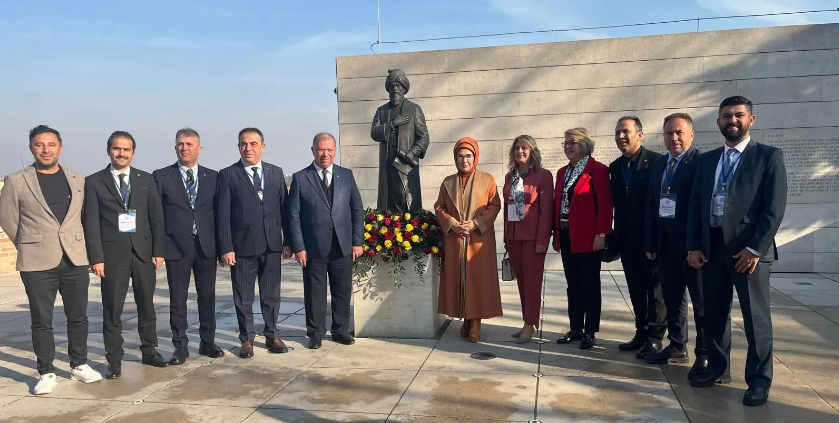 Emine Erdoğan'ı Isparta'ya davet ettiler