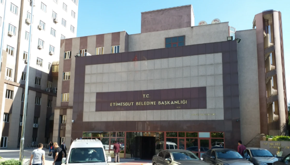 Etimesgut Belediyesi'ne soruşturma: 4 g&ouml;zaltı