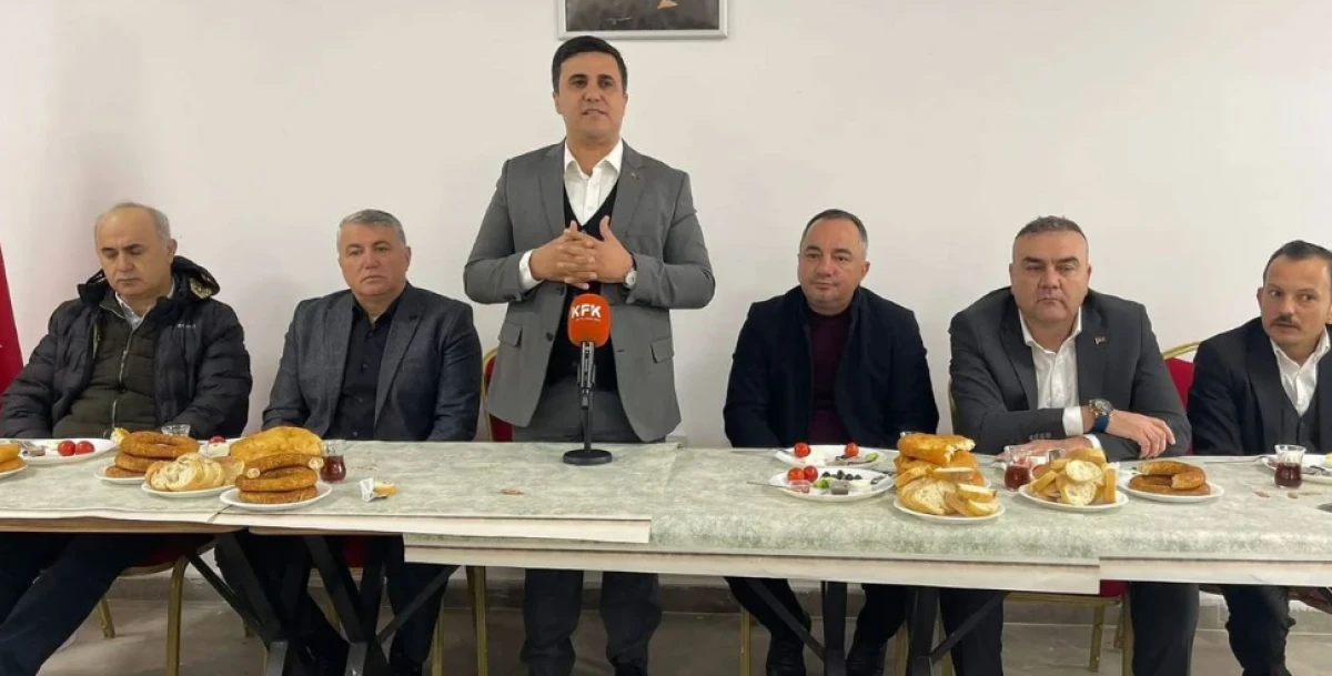 Faruk Daşd&ouml;ner Galericiler Sitesi Esnafıyla Bir Araya Geldi