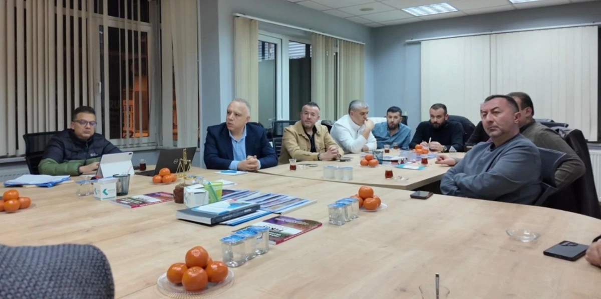 Fikir Isparta Topluluğu tekstil ve giyim sekt&ouml;r&uuml; temsilcileriyle buluştu