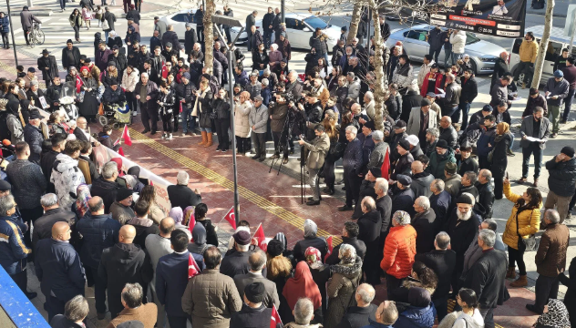 Gazi meclis bir teröriste çiğnetilmemelidir