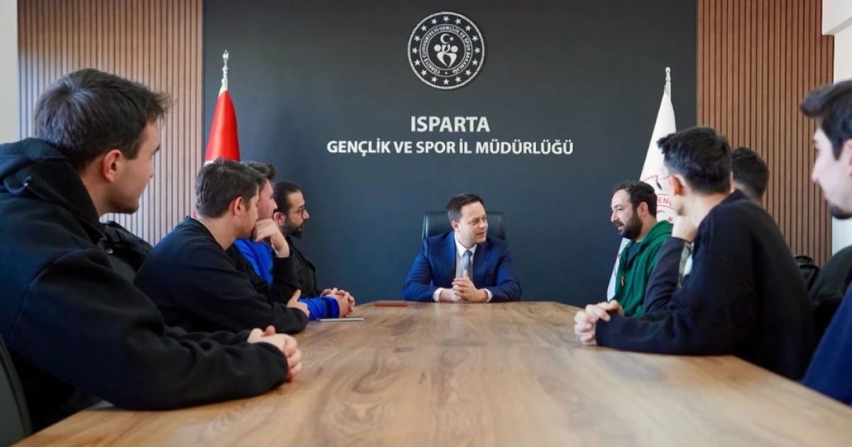 Gen&ccedil;lik ve Spor İl M&uuml;d&uuml;r&uuml; Başarıyı Kutladı: Play-Off&rsquo;ta Eğirdir 1923