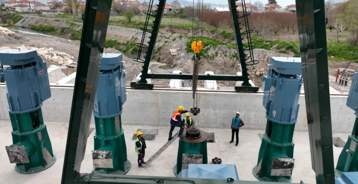 Genel M&uuml;d&uuml;r paylaştı Senirkent&rsquo;te 600 milyon liralık katkı