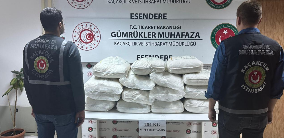 Gümrük Muhafaza ekipleri kaçakçılara göz açtırmadı