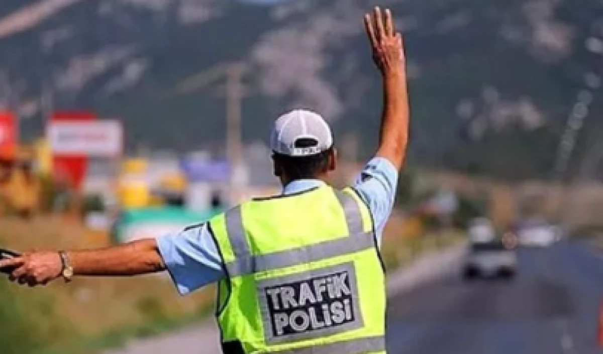 İ&ccedil;işleri Bakanı &Ccedil;ift&ccedil;i Bayram Tedbirlerini A&ccedil;ıkladı