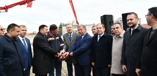 Isparta'da Antrepo Ve Tır Garajının Temeli Atıldı