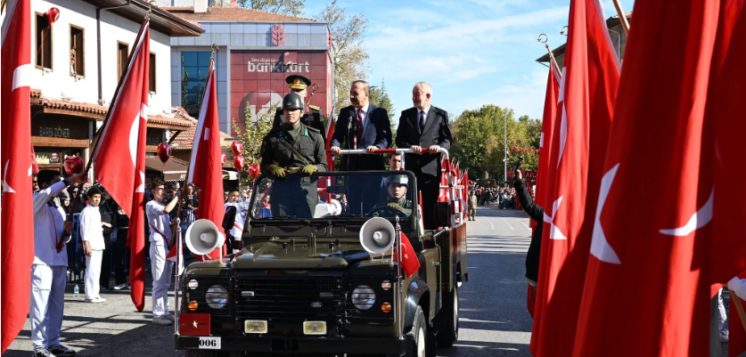 Isparta’da Cumhuriyet Bayramı’ndan en güzel kareler