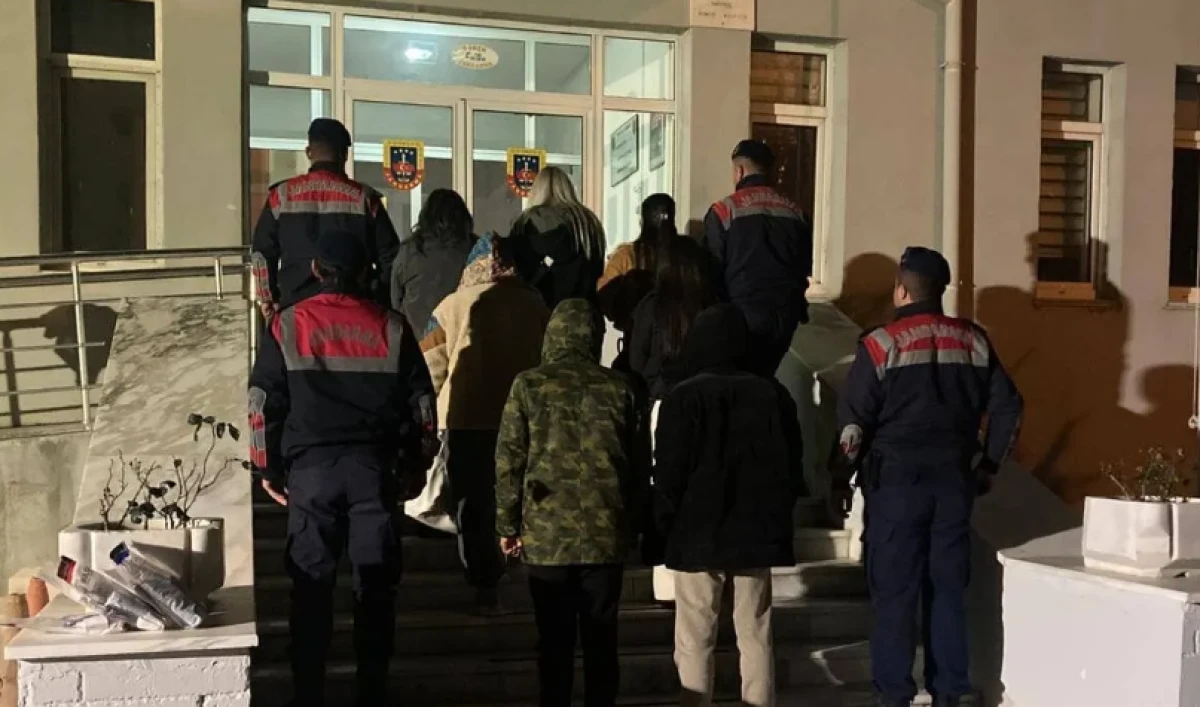 Isparta&rsquo;da d&uuml;zensiz g&ouml;&ccedil; operasyonu