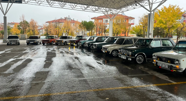 Isparta’da erkekler sanayide altın günü geleneği başlattı