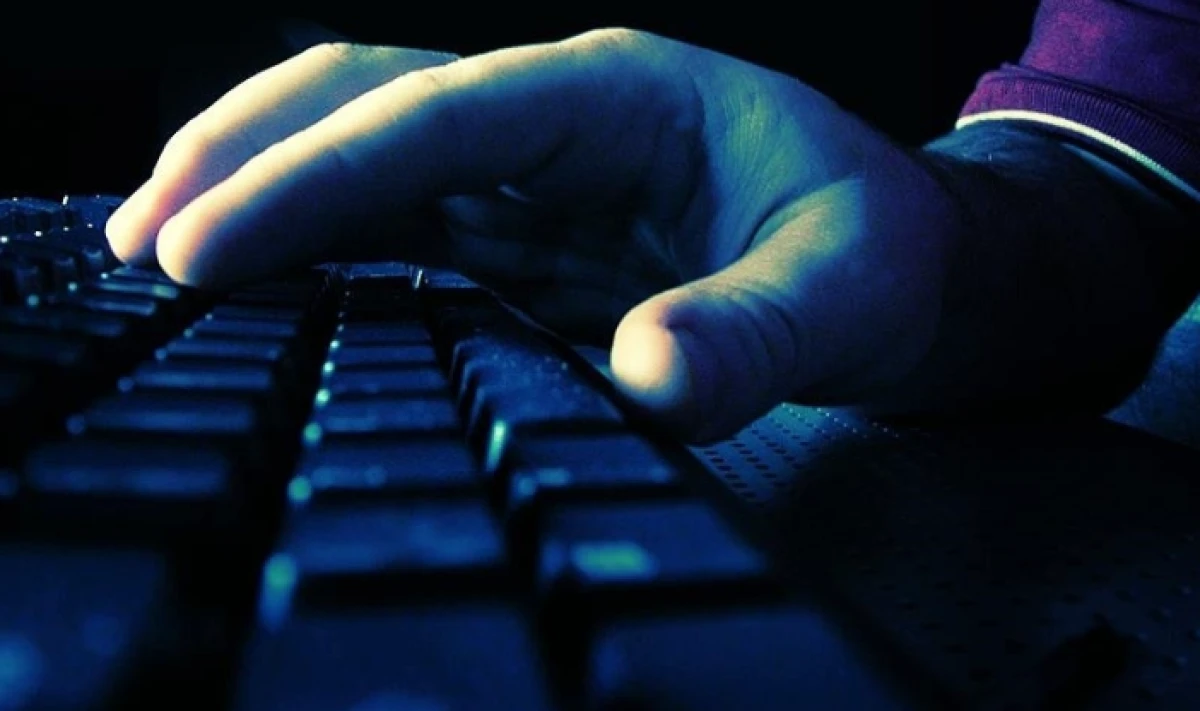 Isparta&rsquo;da kişisel veri operasyonu: 1 ş&uuml;pheli tutuklandı 10 kişi hakkında soruşturma s&uuml;r&uuml;yor