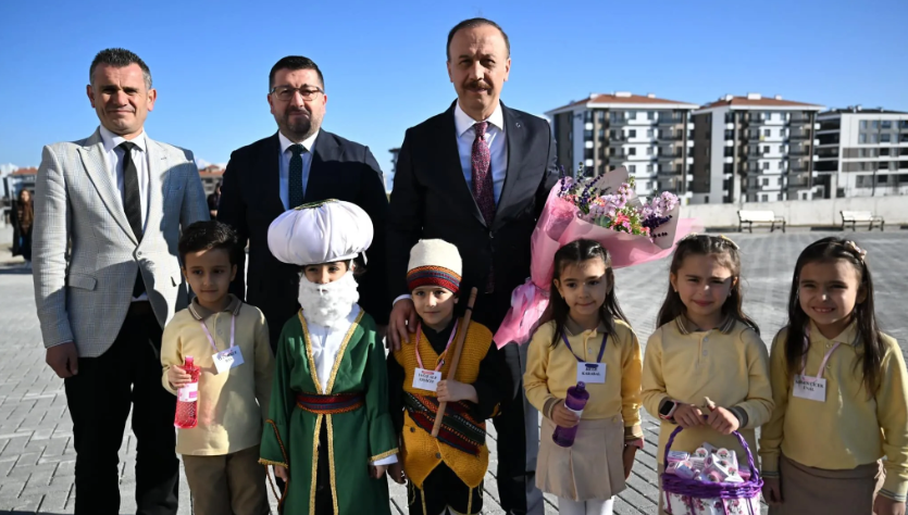 Isparta’da Okullarda Karne Heyecanı Yaşandı