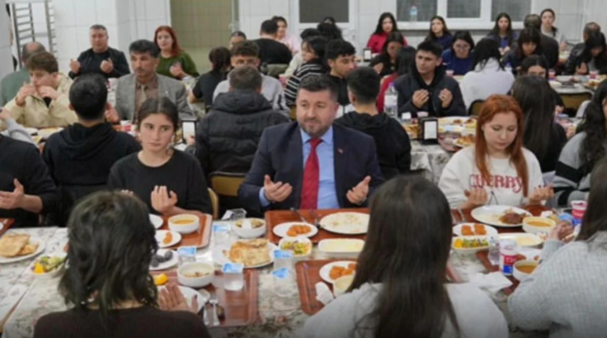 Isparta&rsquo;da Ramazan Sofrasında G&ouml;n&uuml;l Buluşması