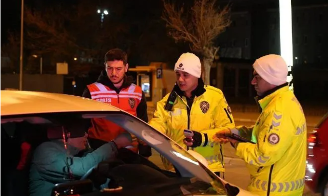 Isparta’da Trafik Denetimleri Aralıksız Devam Ediyor