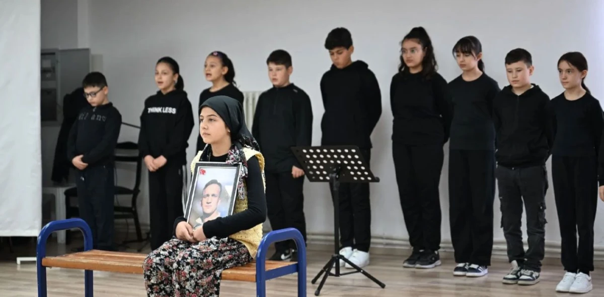 Ispartalı şehit Burhan A&ccedil;ıkkol, şehadetinin 8. Yılında dualarla anıldı