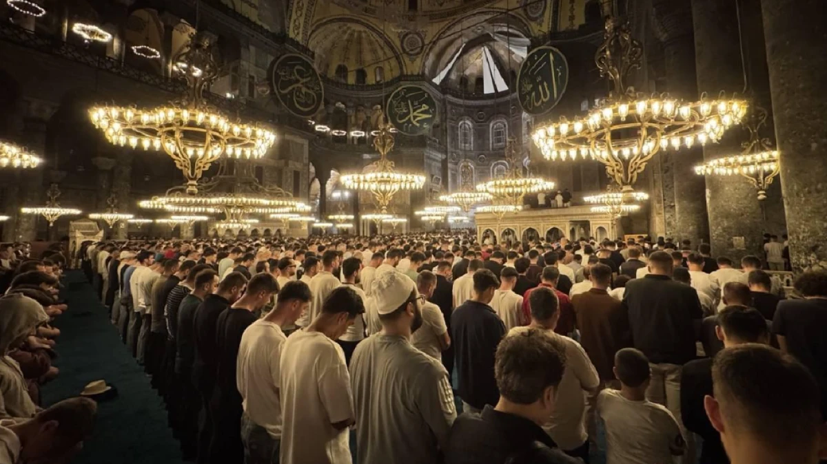 Kadir Gecesi yarın idrak edilecek