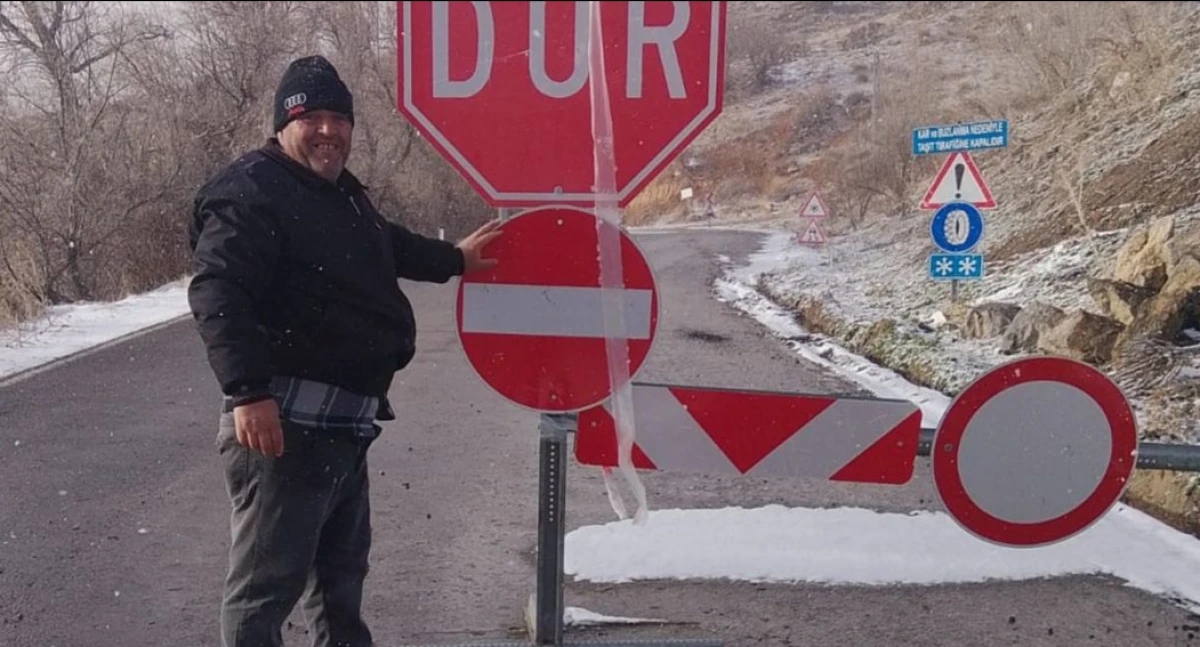 Kar Yolu Kapattı