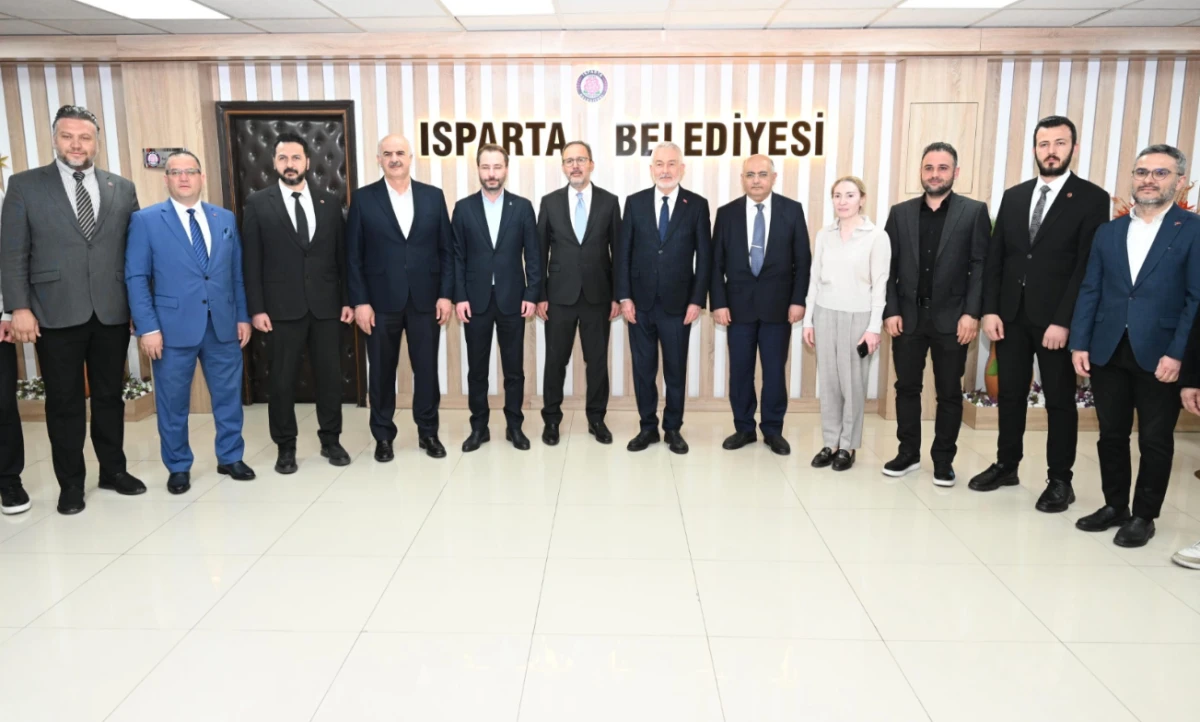 Kasapoğlu: &ldquo;Ş&uuml;kr&uuml; başkanımız devrim niteliğinde işler yapmış&rdquo;