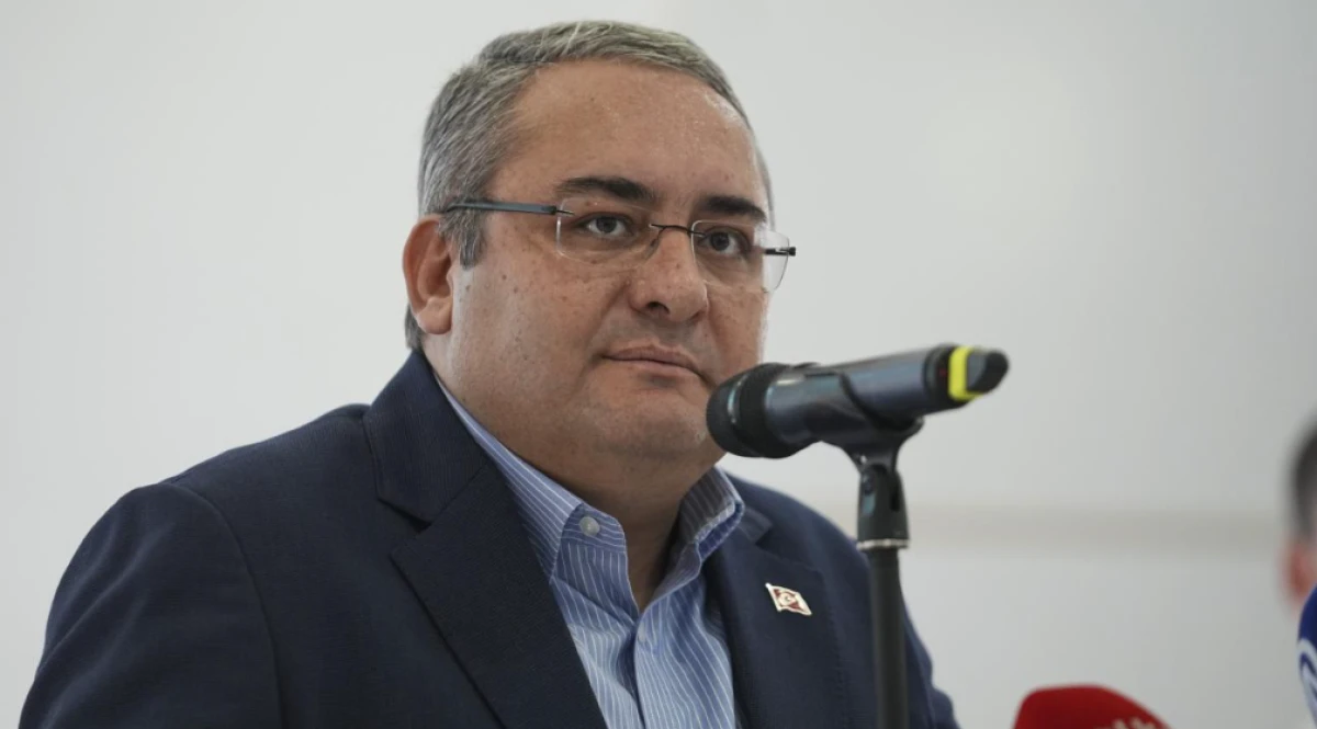 Ke&ccedil;i&ouml;ren Belediye Başkanı'ndan &Ouml;zg&uuml;r &Ouml;zel hakkında su&ccedil; duyurusu