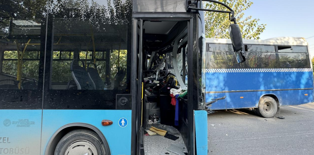 Malatya'da öğrenci servisi ile otobüs çarpıştı