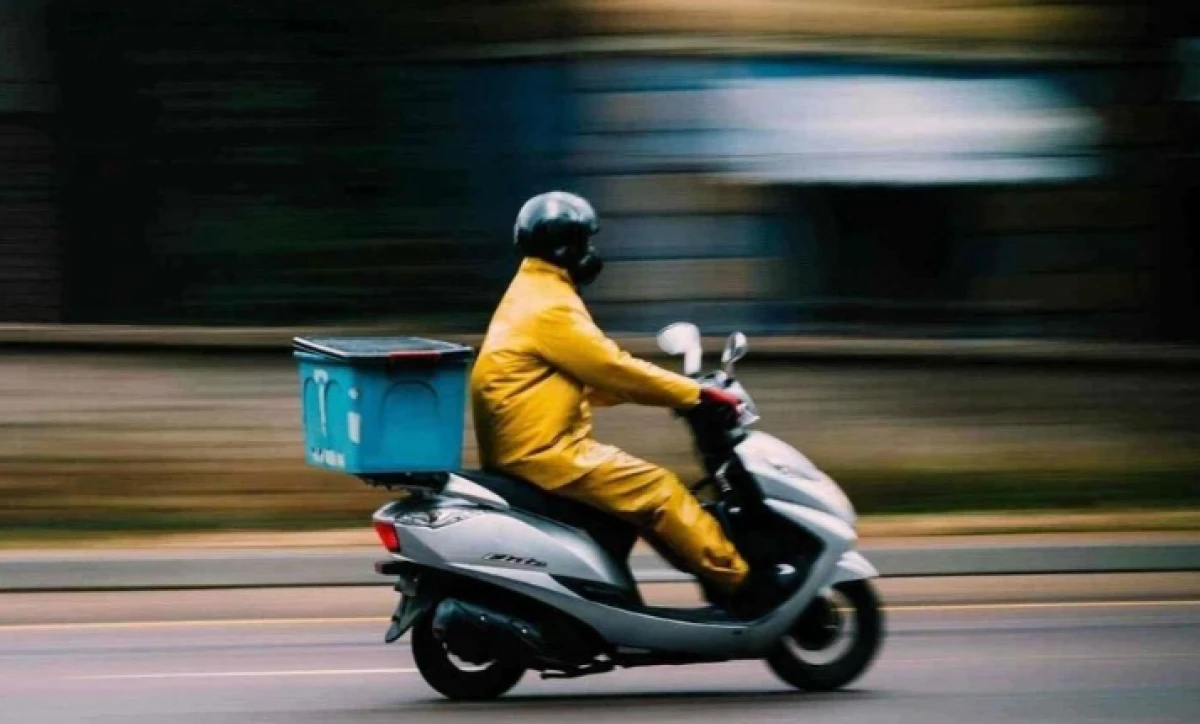 Motosiklet ve elektrikli scooter yasaklandı