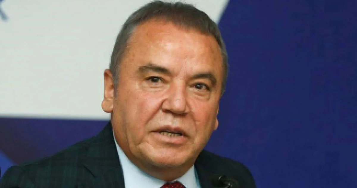 Muhittin Böcek tetkiklerin ardından cezaevine döndü