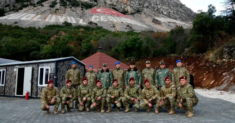 Nahçıvan Ordu Komutanı Eğirdir Dağ Komando Okulu'nu ziyaret etti