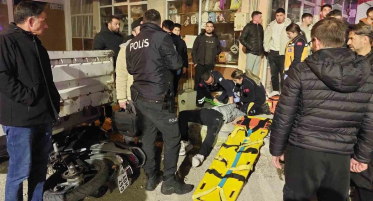 Otomobil ile &ccedil;arpışan motosikletli yaralandı