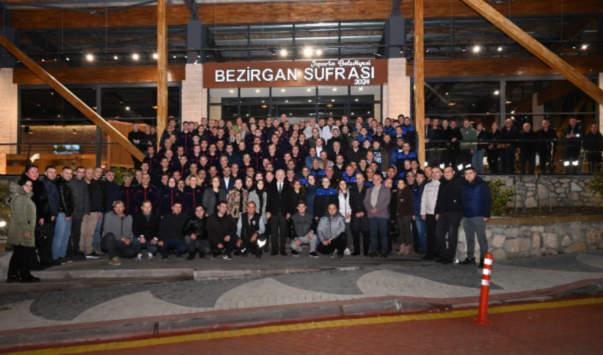 &ldquo;Sizlerle &ccedil;alışmaktan &ccedil;ok memnunum&rdquo;