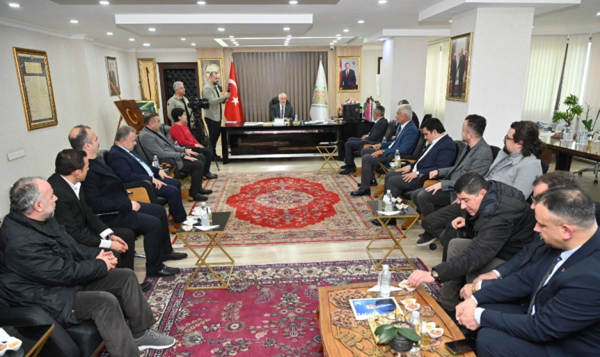 S&Uuml;DER&rsquo;den Başkan Başdeğirmen&rsquo;e Ziyaret