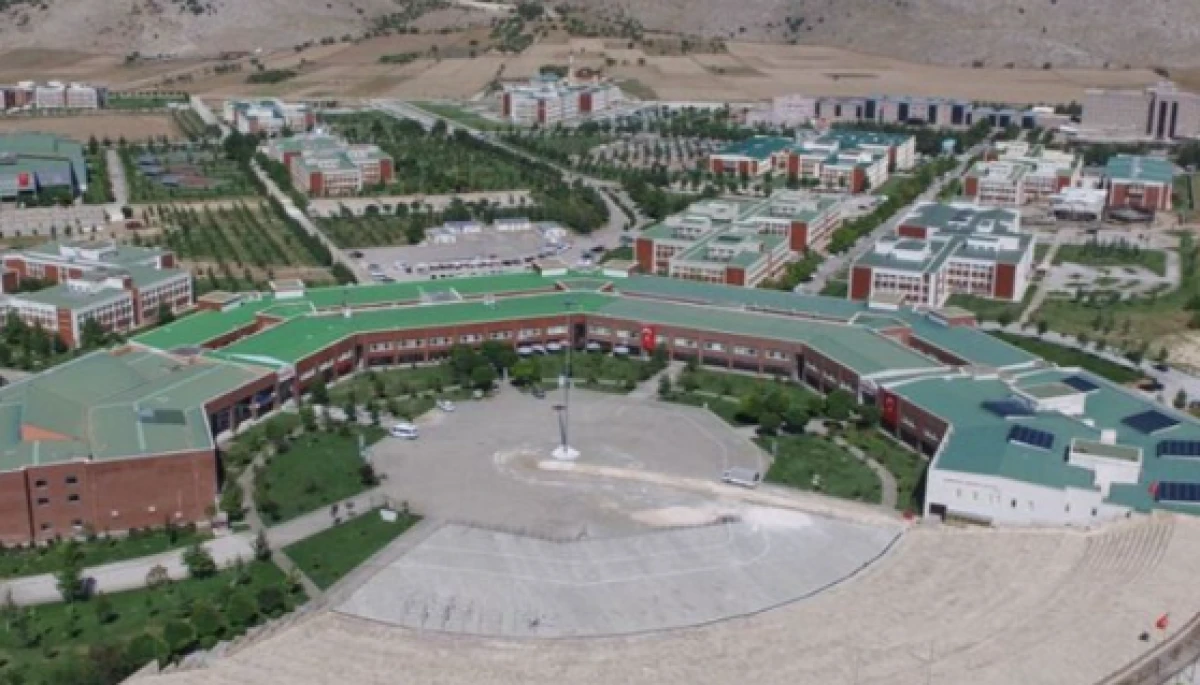 S&uuml;leyman Demirel &Uuml;niversitesi&rsquo;nde Mezuniyet Tarihi Netleşti