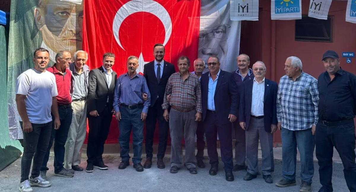 S&uuml;t&ccedil;&uuml;ler İl&ccedil;e Başkanlığı&rsquo;ndan İYİ Parti&rsquo;ye Toplu İstifa: &ldquo;Demokratik İrade Yok Sayıldı&rdquo;