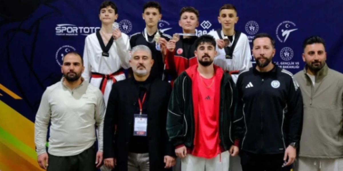 Taekwondo&rsquo;da T&uuml;rkiye İkinciliği