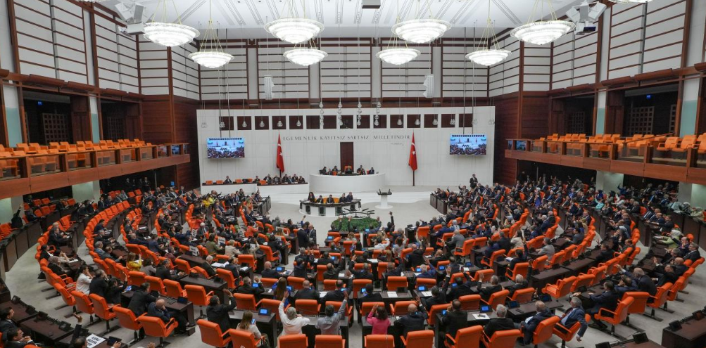 TBMM'de yoğun mesai başlıyor: İşte gündem maddeleri...